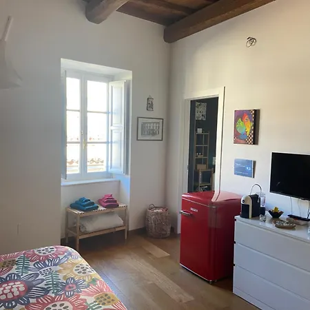 Palazzo Pica Alfieri Centro Storico Apartment LʼAquila