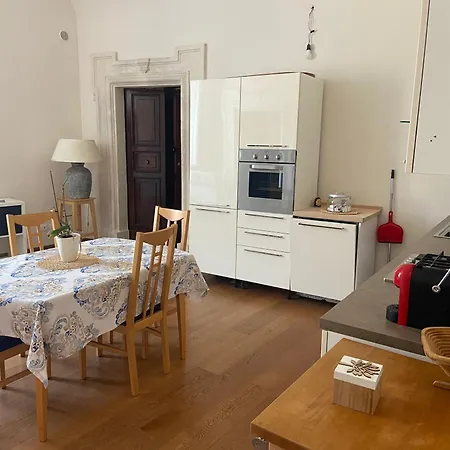 Palazzo Pica Alfieri Centro Storico Apartment L'Aquila