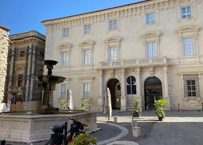 Palazzo Pica Alfieri Centro Storico LʼAquila